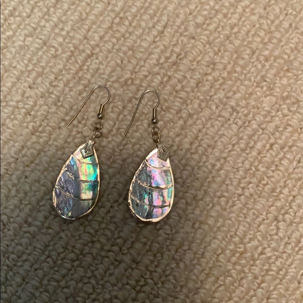 Shell earrings
